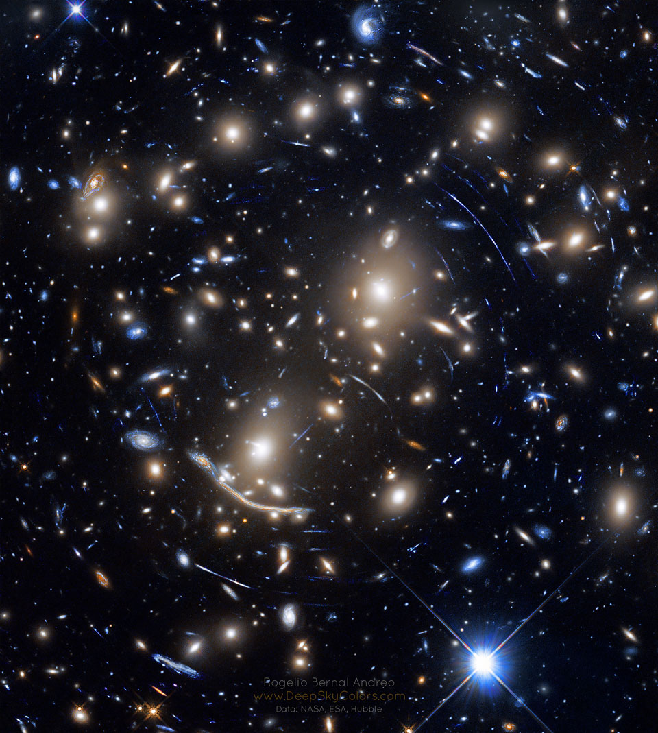 Abell370Arcs_HubbleAndreo_960.jpg