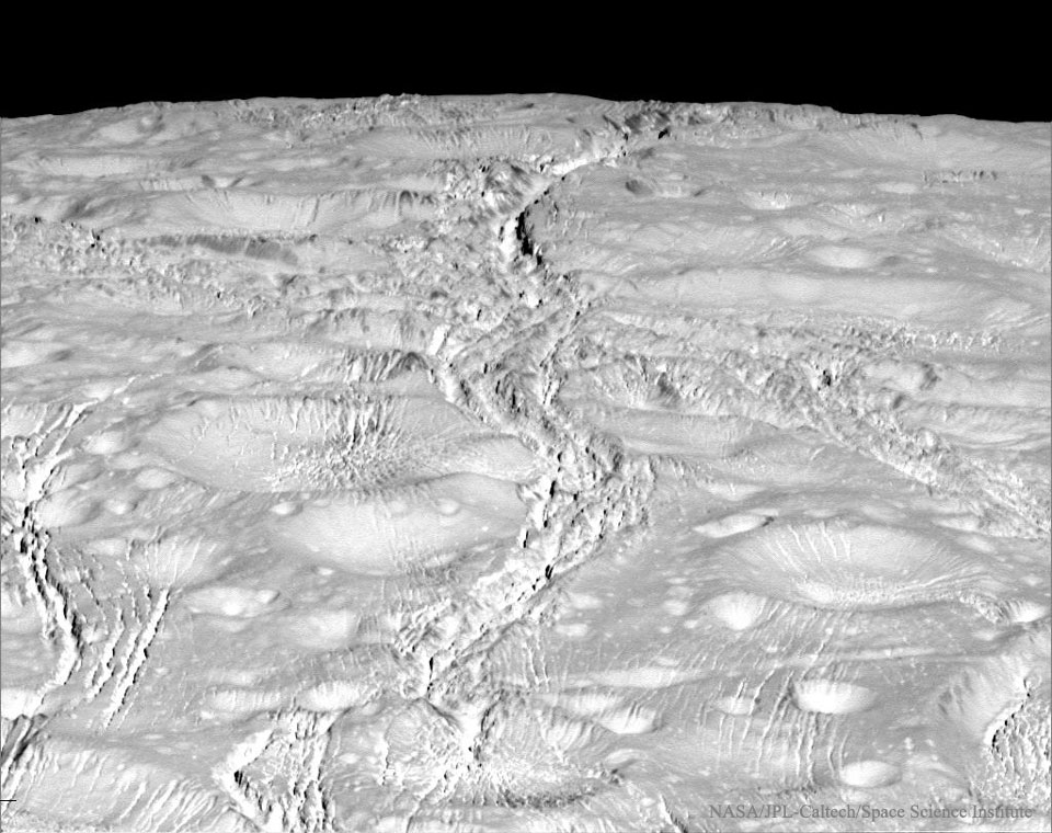 EnceladusNorth_Cassini_960.jpg