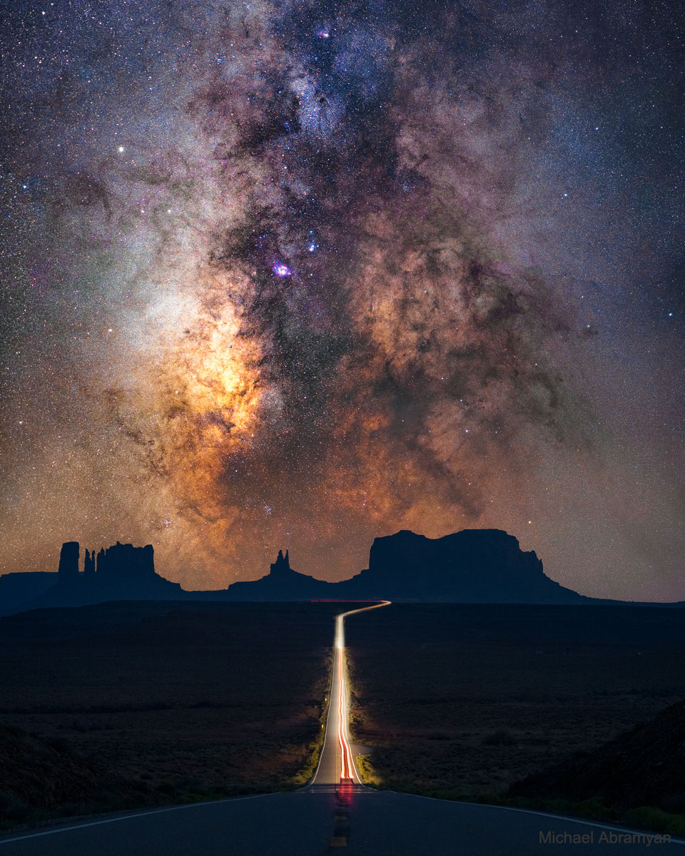 MonumentValleyRoad_Abramyan_960.jpg