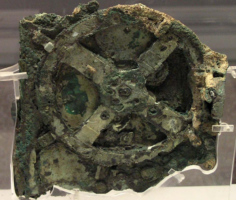 antikythera_wikipedia_960.jpg