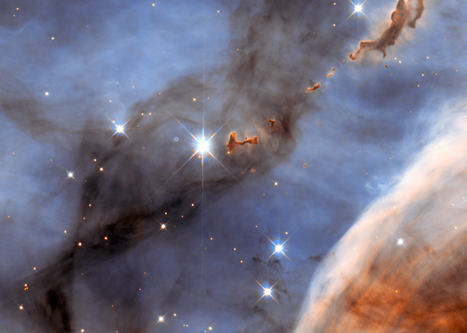 carinablobs_hubble_960.jpg