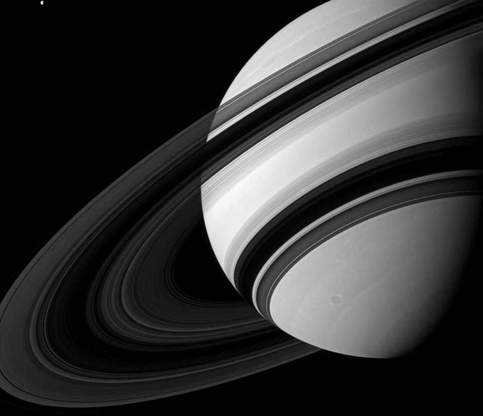 darkrings_cassini_960.jpg