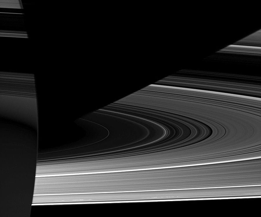 darkshadows_cassini.jpg