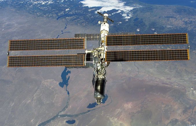 iss_sts98a.jpg
