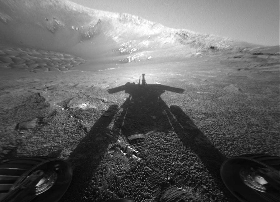 marsshadow_opportunity_900.jpg