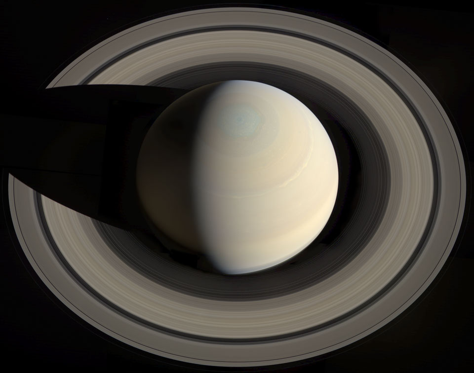saturnmosaic_cassini_960.jpg