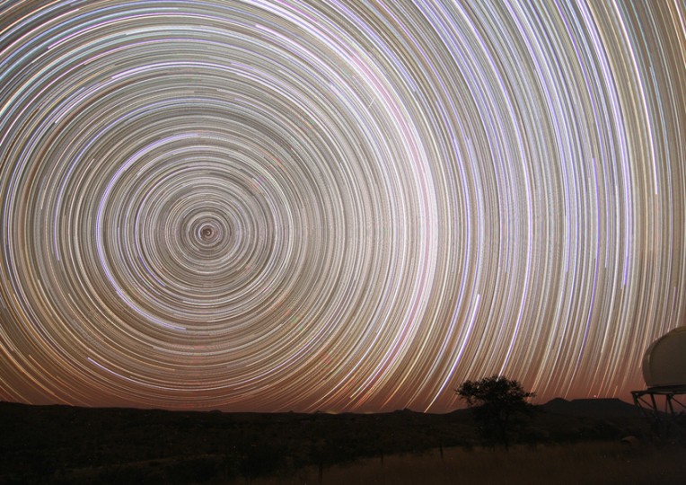 startrails11h_hambsch_c90.jpg